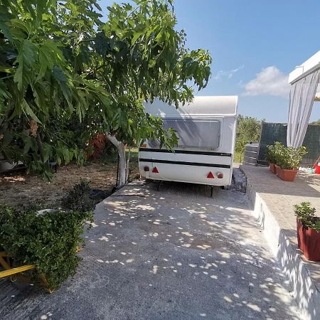 Green Garden Caravan Hotel Agrilia Exterior photo